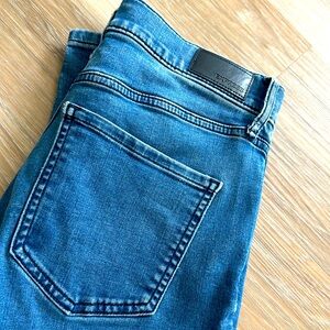 Express Skinny Mid Rise Jeans